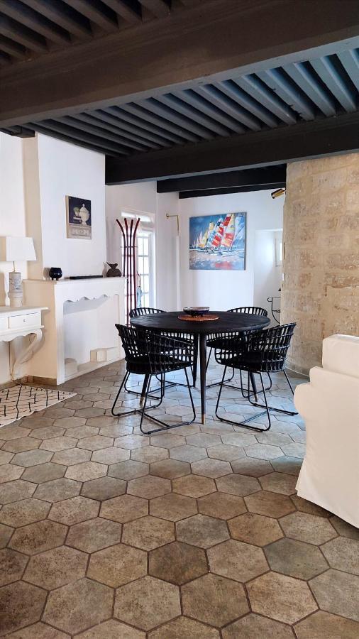 Uzes, Au Coeur Du Centre Medieval Le Logis Du Consul Un Bien D'Exception Du Xvieme Siecle 外观 照片