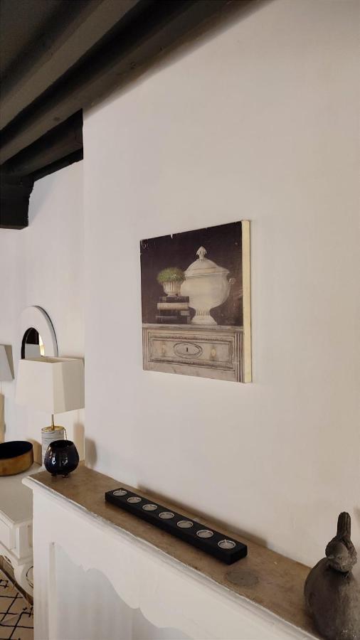 Uzes, Au Coeur Du Centre Medieval Le Logis Du Consul Un Bien D'Exception Du Xvieme Siecle 外观 照片