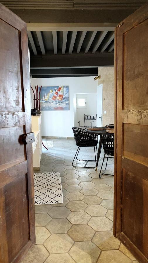 Uzes, Au Coeur Du Centre Medieval Le Logis Du Consul Un Bien D'Exception Du Xvieme Siecle 外观 照片
