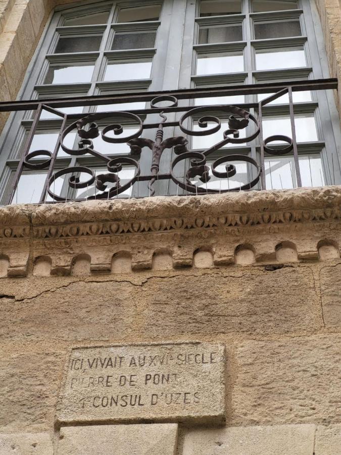 Uzes, Au Coeur Du Centre Medieval Le Logis Du Consul Un Bien D'Exception Du Xvieme Siecle 外观 照片