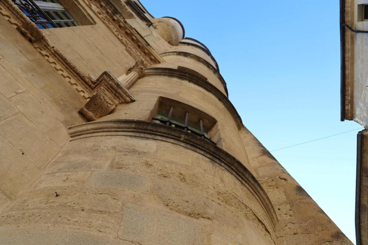 Uzes, Au Coeur Du Centre Medieval Le Logis Du Consul Un Bien D'Exception Du Xvieme Siecle 外观 照片