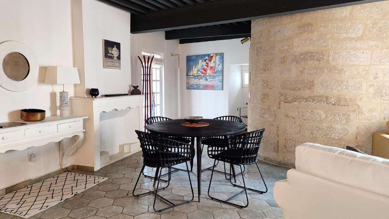 Uzes, Au Coeur Du Centre Medieval Le Logis Du Consul Un Bien D'Exception Du Xvieme Siecle 外观 照片