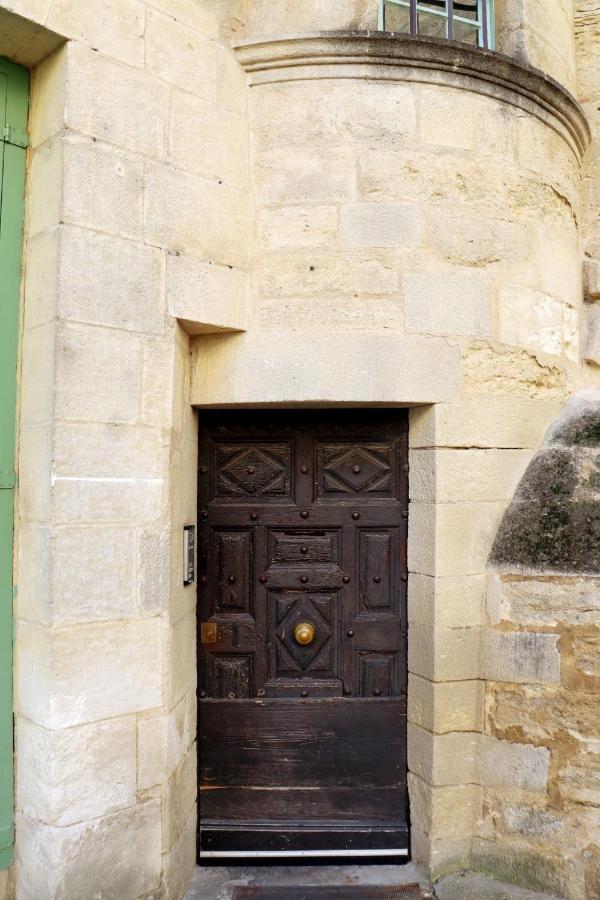 Uzes, Au Coeur Du Centre Medieval Le Logis Du Consul Un Bien D'Exception Du Xvieme Siecle 外观 照片